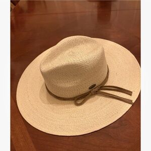 Wallaroo Tulum Women’s Hat NWOT One Size